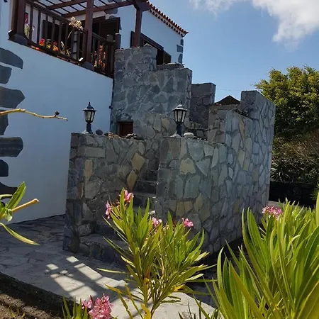 House The Vinas 2 With Views Of The Sea, The Mountains And The Volcanoes